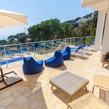 Club Villamar - Adora Villa